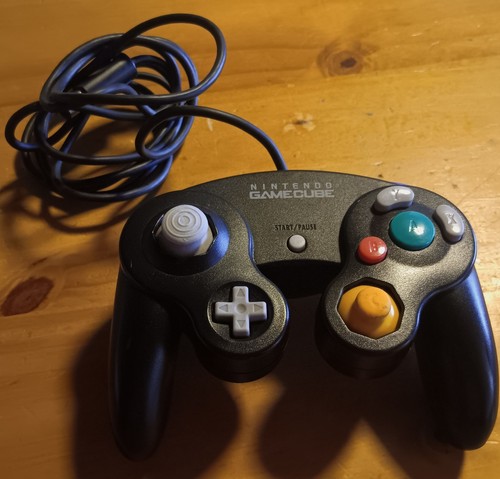 Nintendo gamecube controller - nintendo,