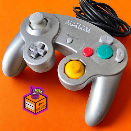 Grey platinum controller - grey,